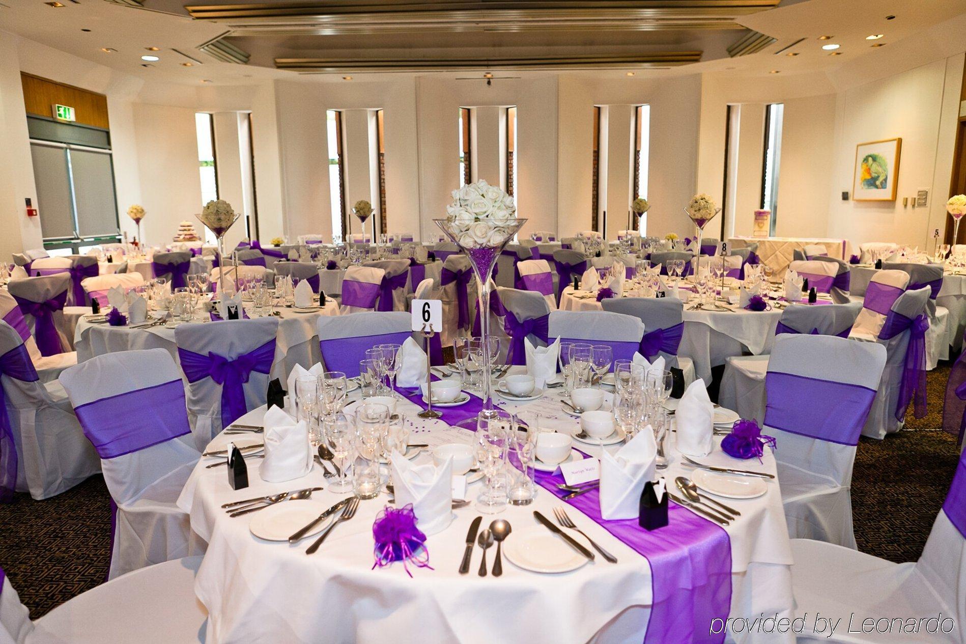 Beales Hotel Гатфілд Екстер'єр фото
