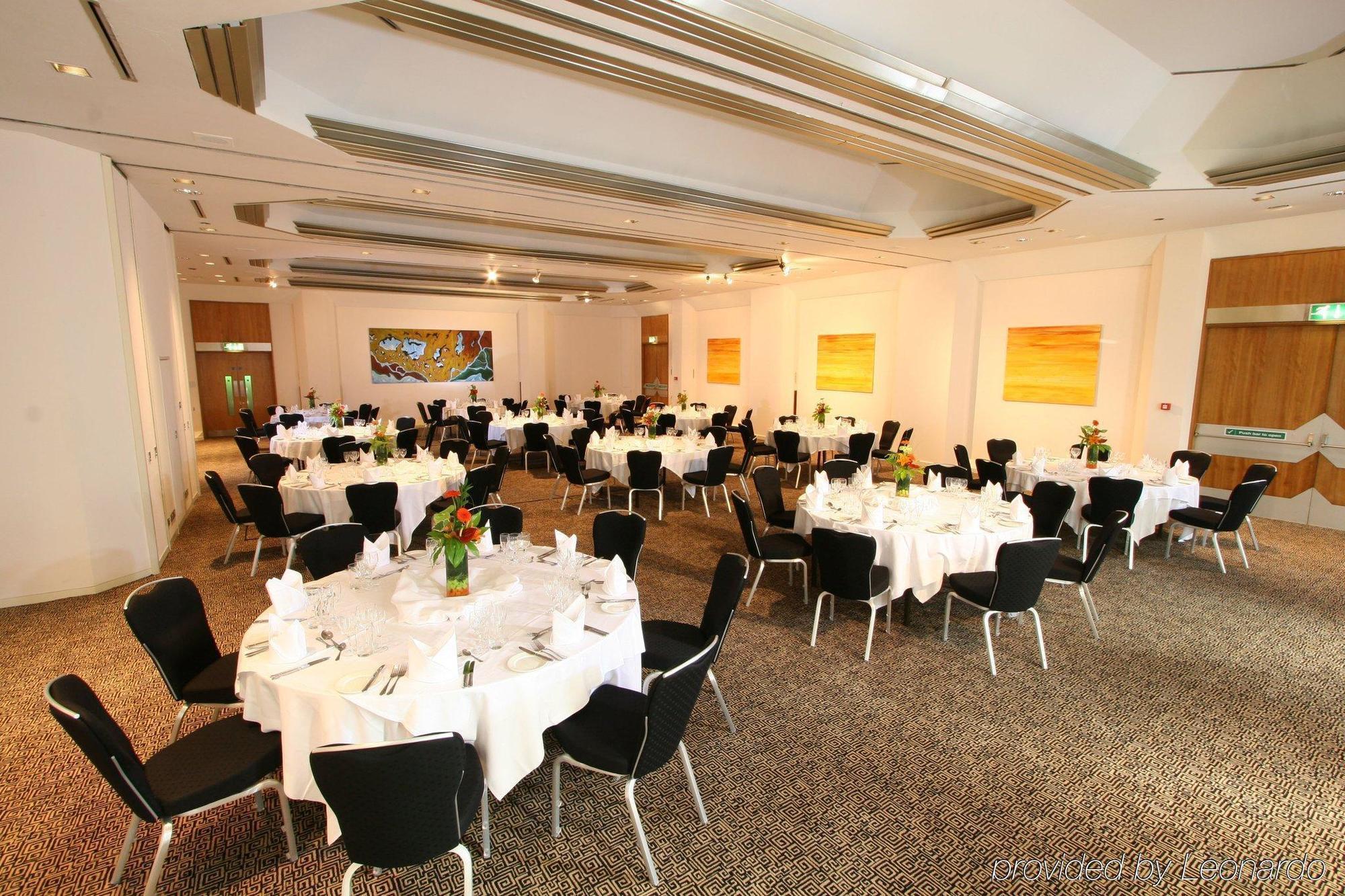 Beales Hotel Гатфілд Екстер'єр фото