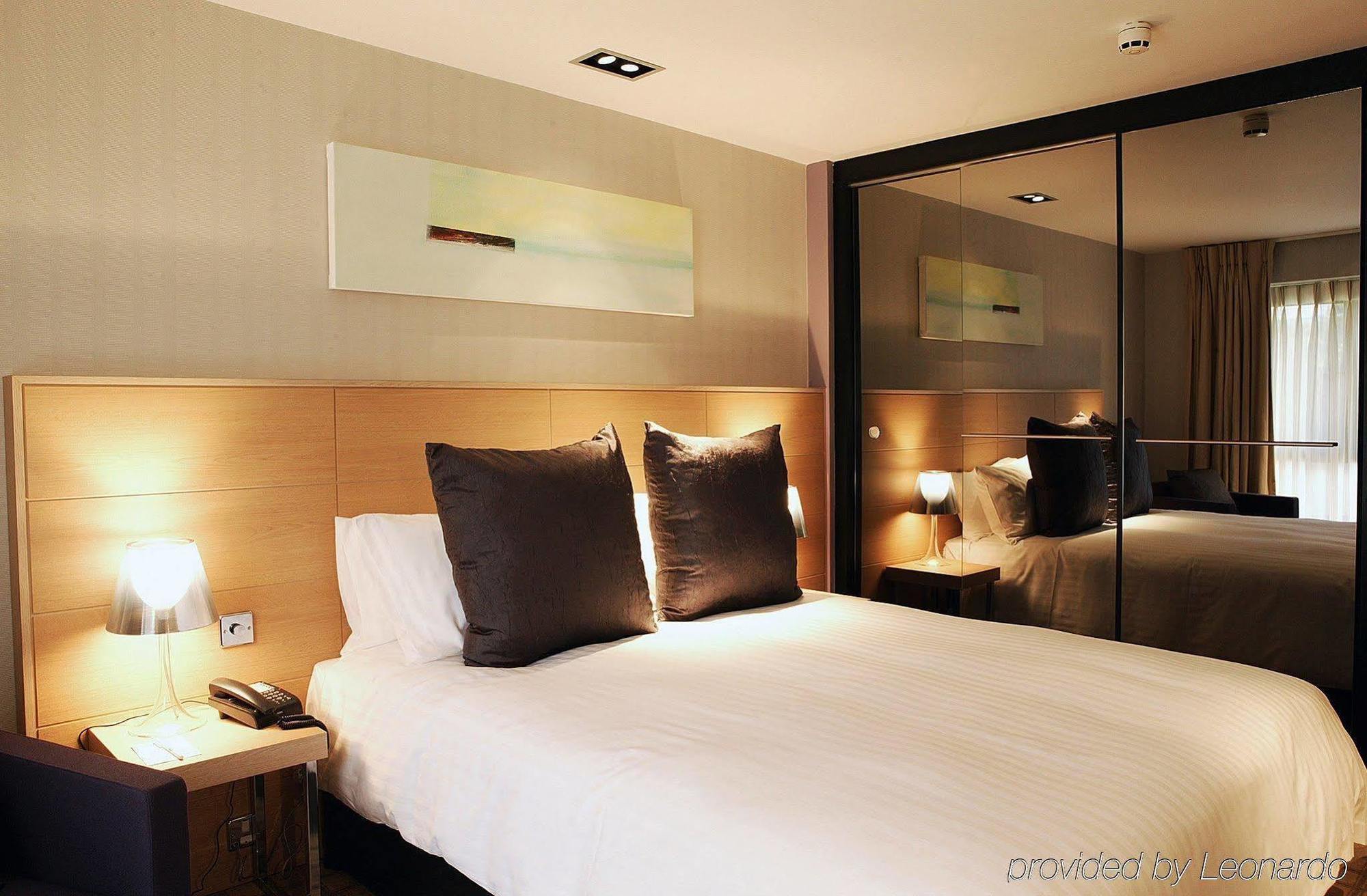Beales Hotel Гатфілд Екстер'єр фото